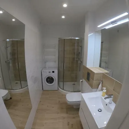 Yacht Apartament Nowy, Blisko Morza I Centrum 公寓 科沃布热格